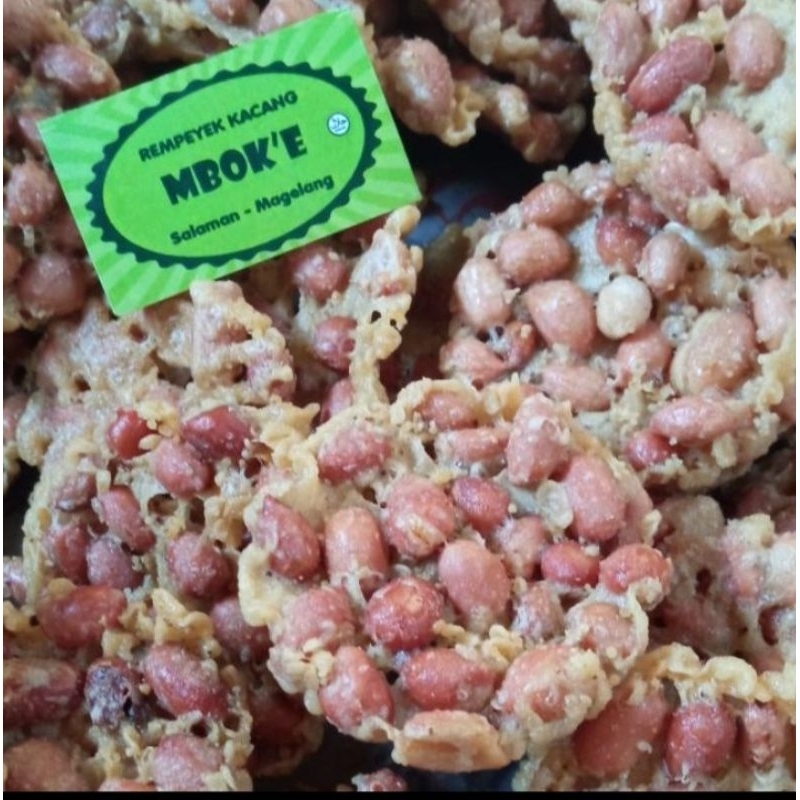 

Peyek Full kacang 250gr merk Mbo'e