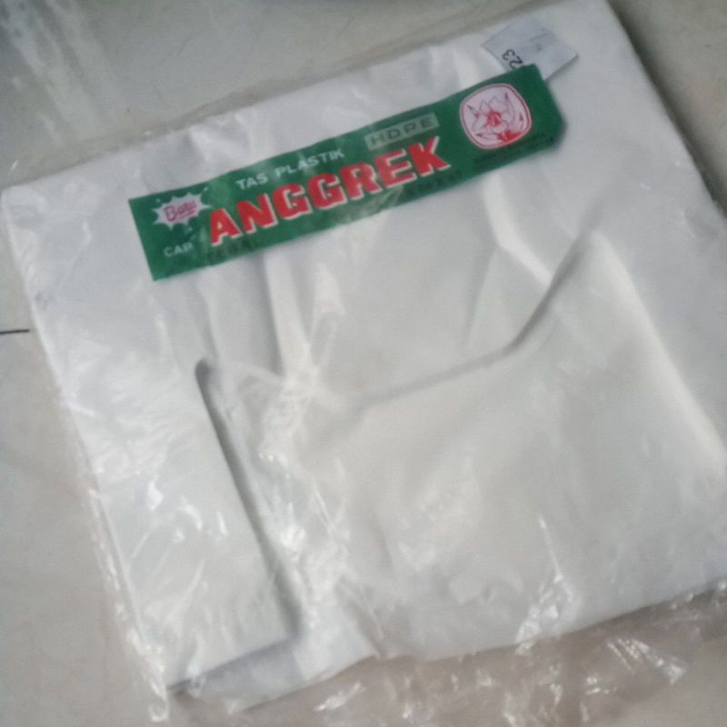 plastik putih anggrek