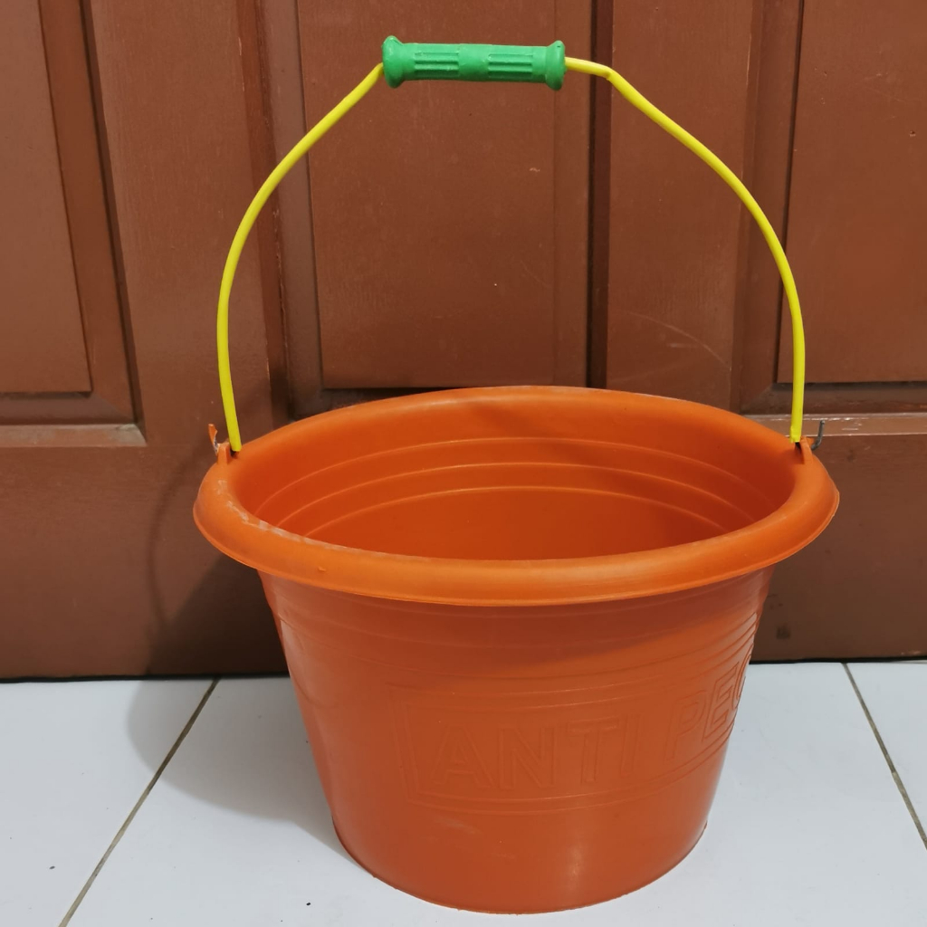 EMBER AIR PLASTIK / EMBER COR BESAR