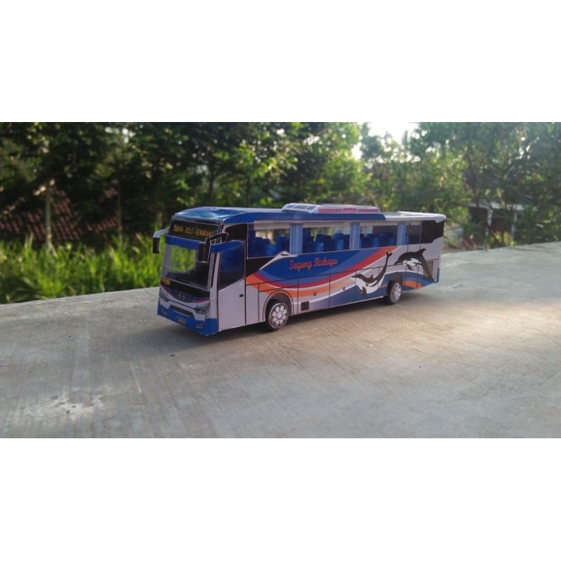 miniatur bis Sugeng Rahayu