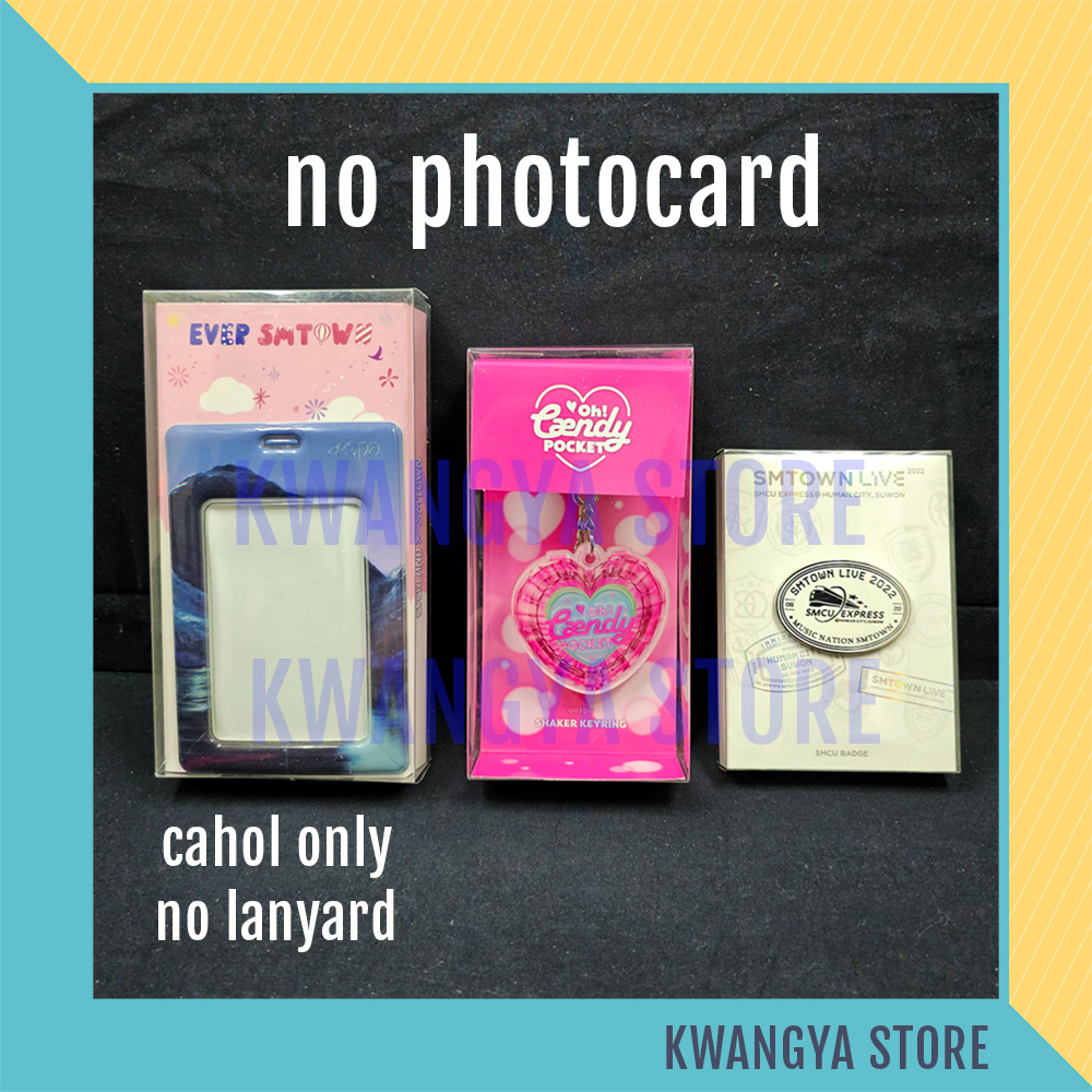 aespa official merch MD shaker keyring everland cahol smcu badge