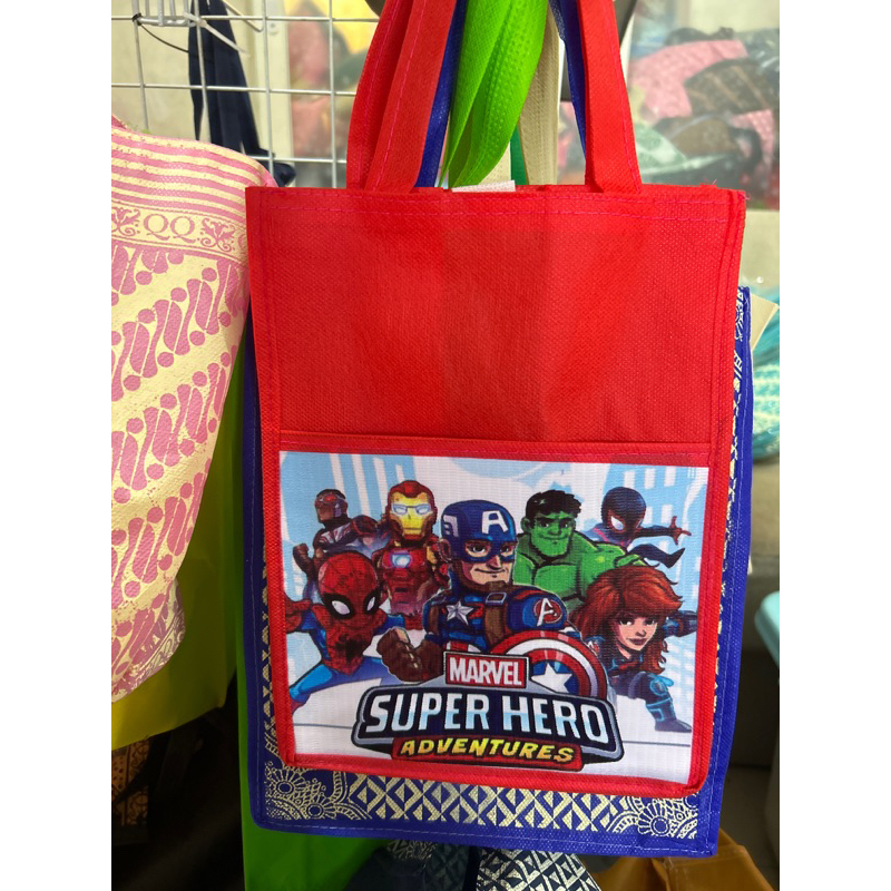 

TAS ULTAH 20x14x26-+ GAMBAR SESUAI STOK YANG TERSEDIA