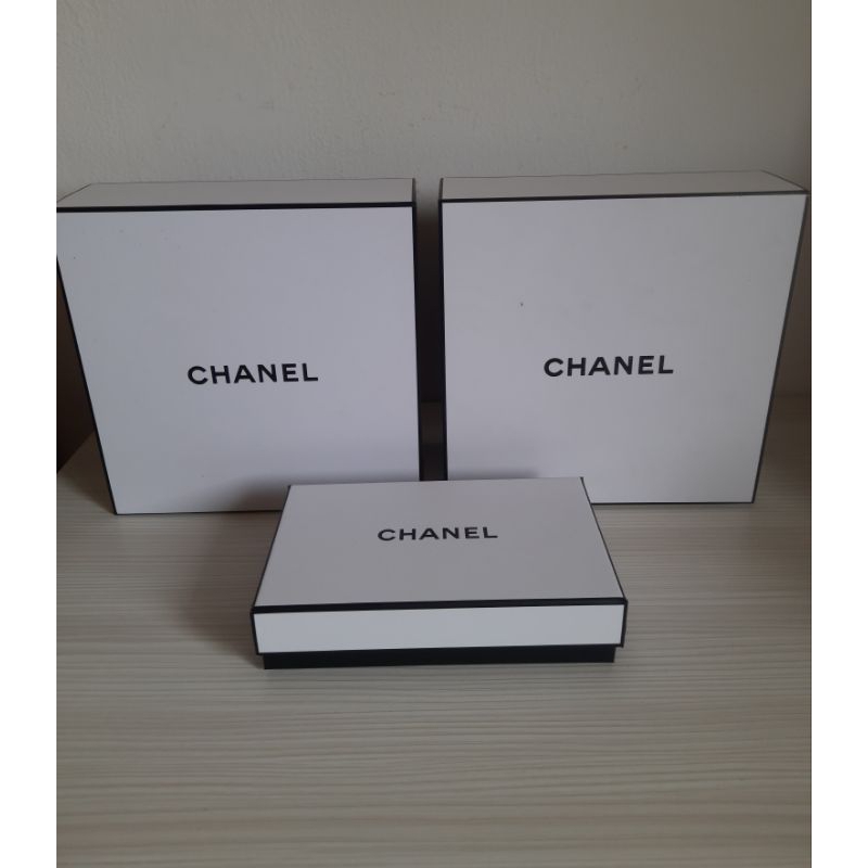 hard gift box chanel kosmetic original / box chanel beauty authentis sale