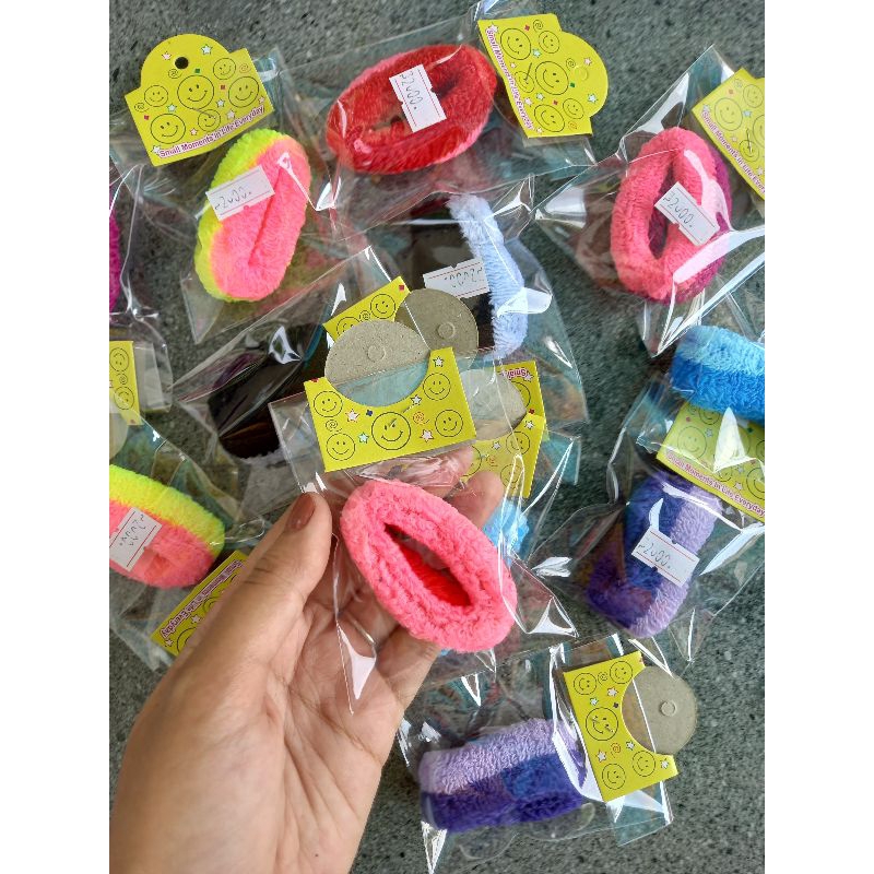 aksesoris murah / serba 2000 / ikat rambut / jepit rambut / kaos kaki / aksesoris murah meriah / ser