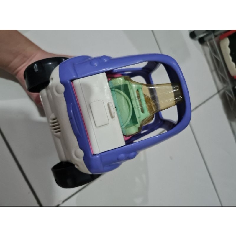 preloved mainan anak mobil mobilan fisher price little people suv new ga pernah dimainin 2005