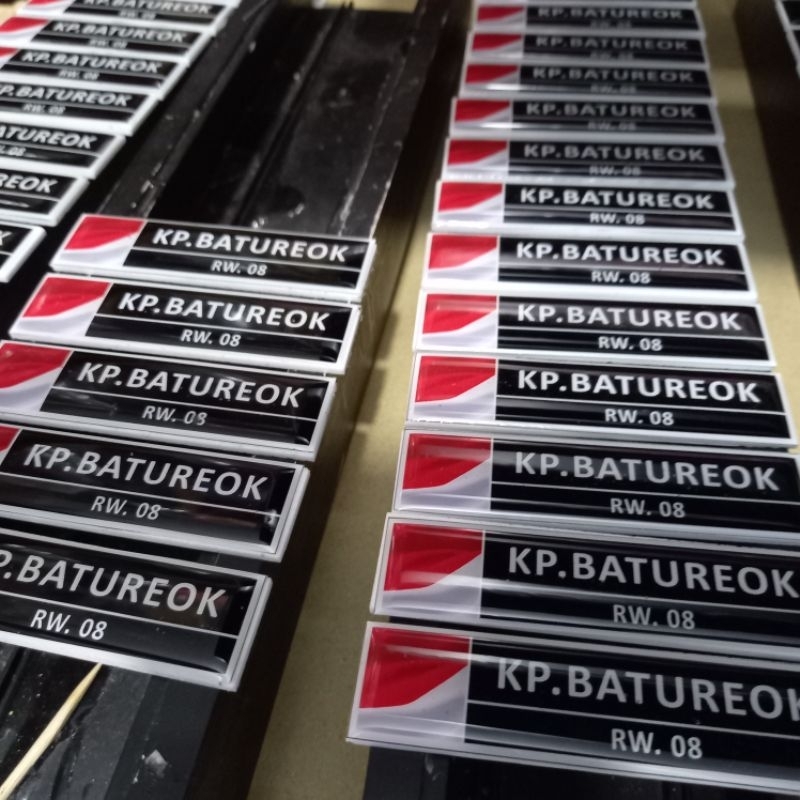 

Pin Panitia 17 Agustus merah putih garuda