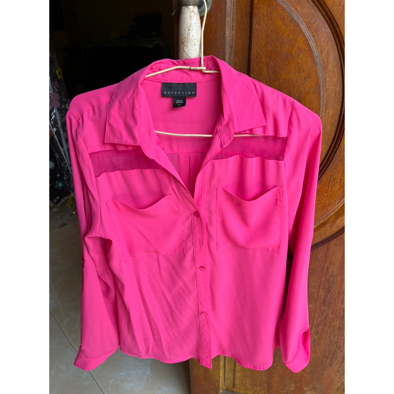 Preloved Attention Kemeja Wanita