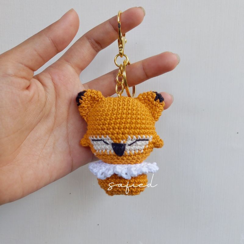 Gantungan kunci Rajut Rubah/ Fox amigurumi / Rubah keychain