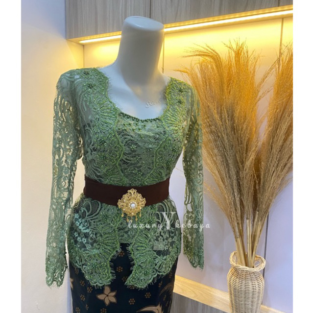 Kebaya Beading | kebaya payet wisuda kondangan yuli_kebayabali