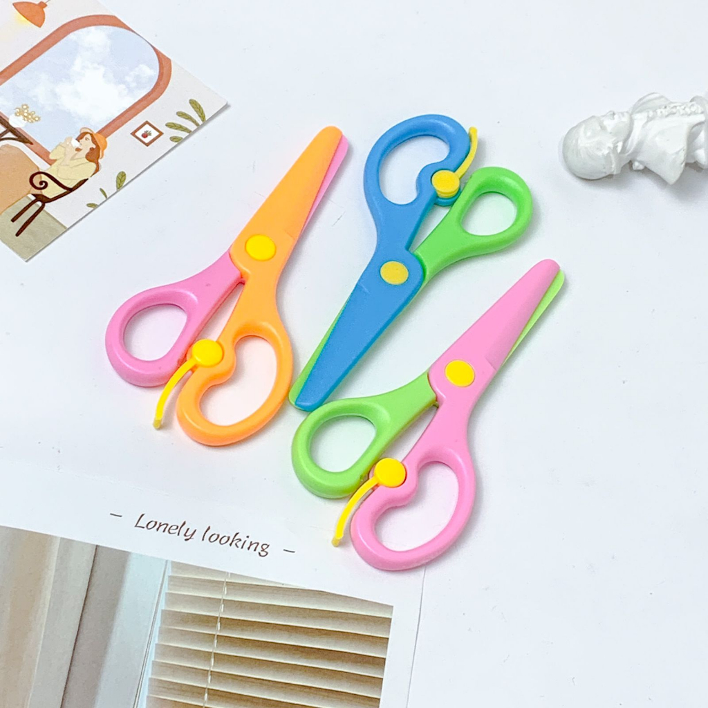 

Gunting TINHOU 6 inch Warna Pastel Double Color Scissors Tajam Korea Warna Soft Pink Hijau Orange Biru Lucu Alat Tulis ATK Kantor Sekolah Prakarya Scrapbook Termurah Ready COD