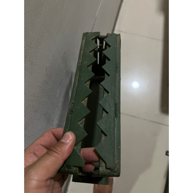 Jebakan Burung untuk Rumah Burung Walet / hama walet / besek walet / sarang walet palsu / cyperkille