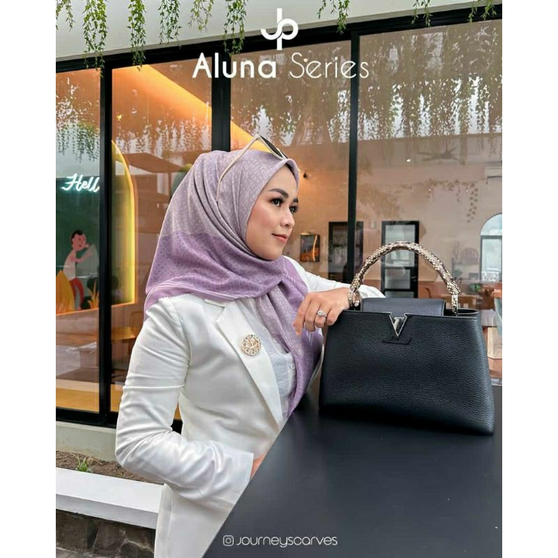 Aluna Series Journey scarves JP