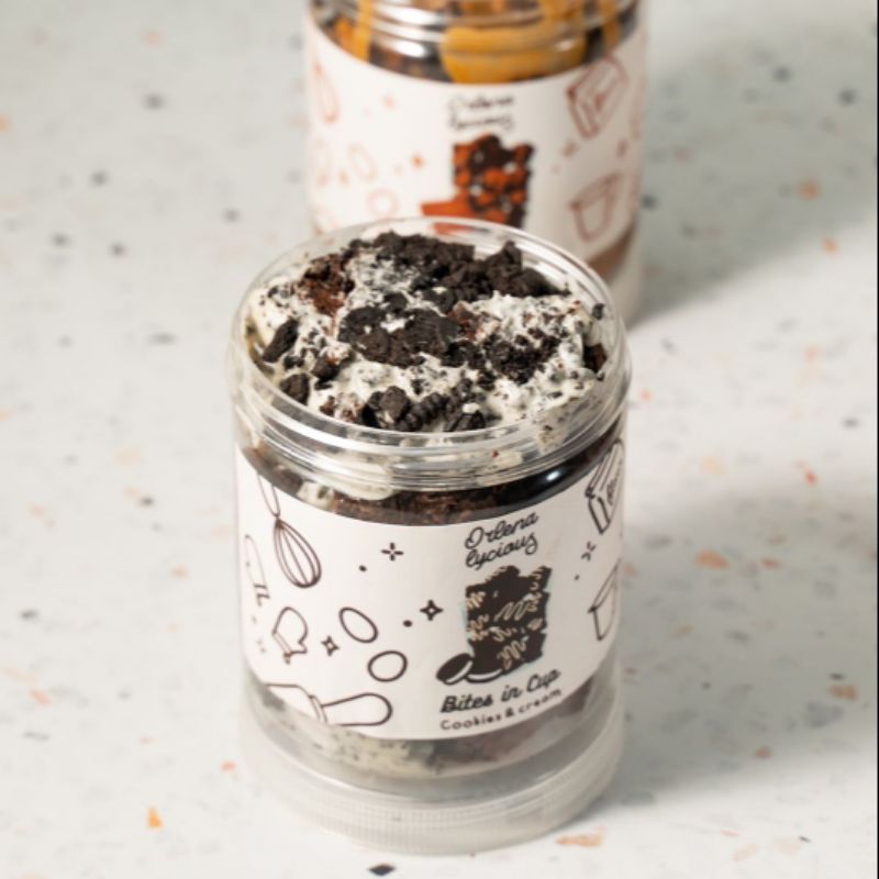 

Bites in cup Cookies and cream