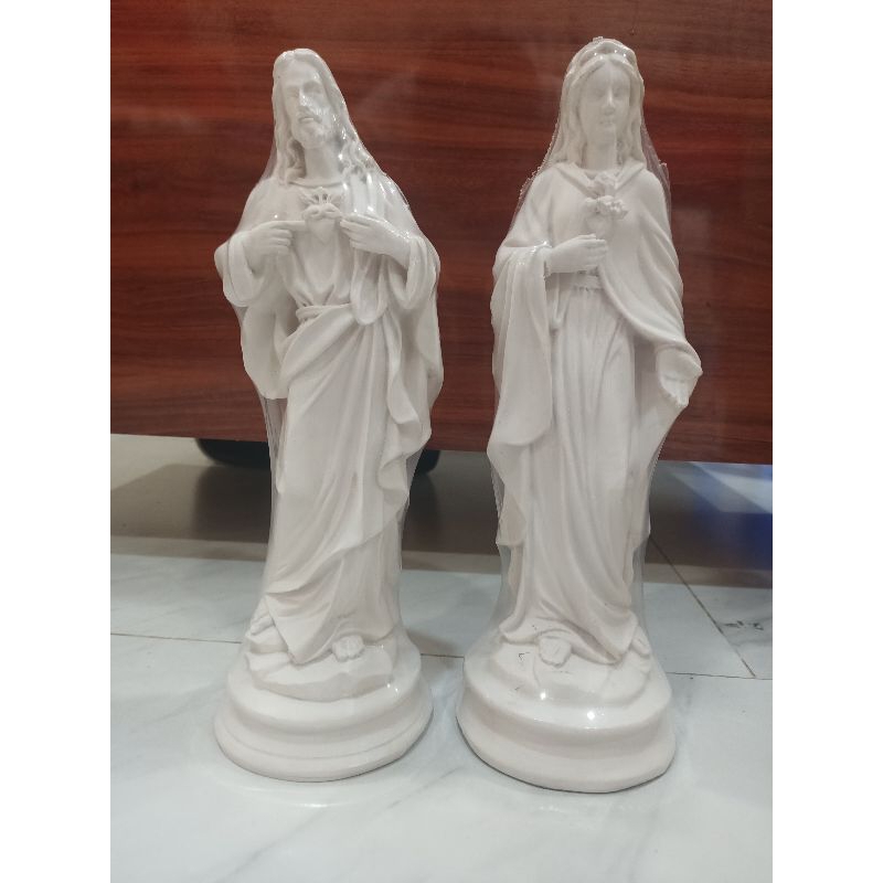 patung yesus dan maria