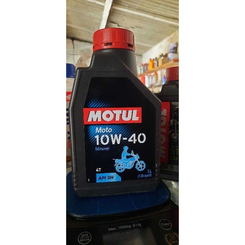 oli motor motul moto 10w-40 1L oli mesin motor motul moto 10w-40 1L 100% asli oli motul