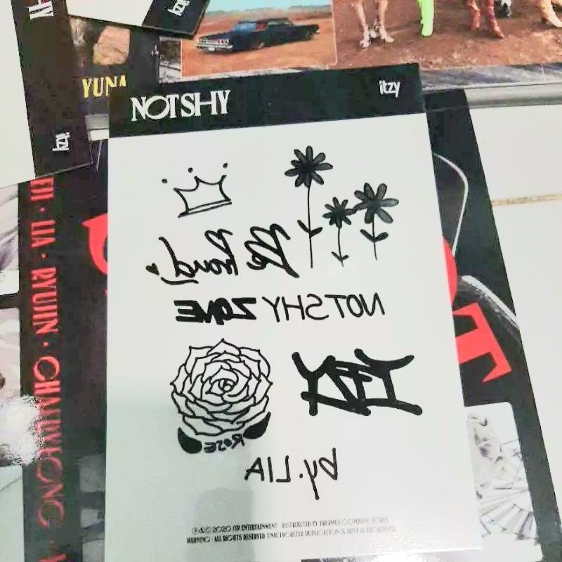 [READY LIA TATOO] ITZY Photocard / Tatoo Sticker - Official From Album NOT SHY Ryujin Yeji Lia Chary