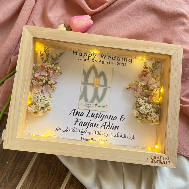 Frame Custom/ Rustic Frame LED Aesthetic Lampu / Bingkai Custom/ Hampers/ KADO WISUDA KADO PERNIKAHA