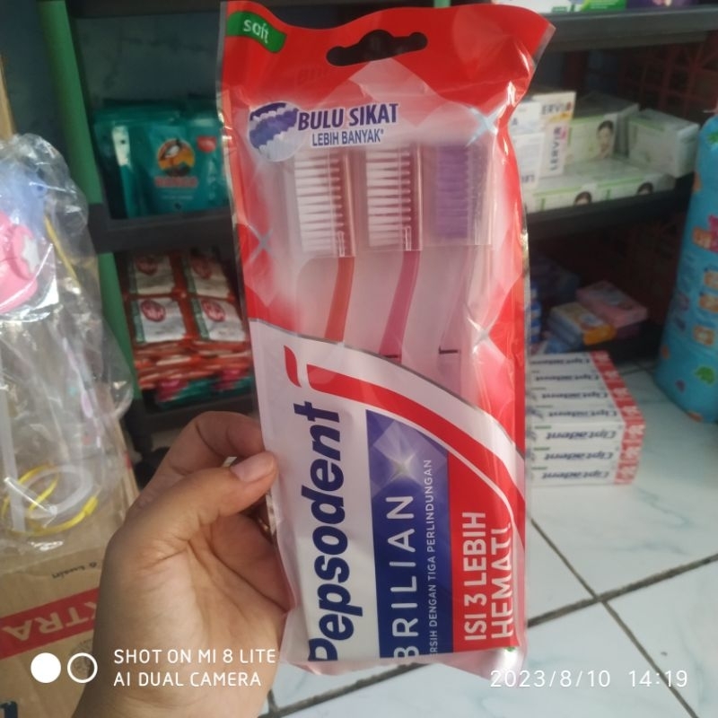 PEPSODENT SIkat gigi perpack isi 3sikat gigi