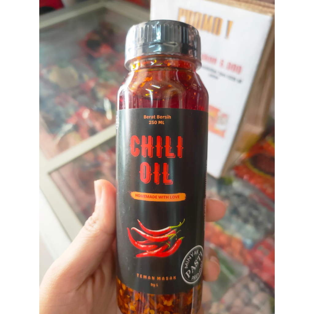 

CHILI OIL 250ml saos dimsum mentai