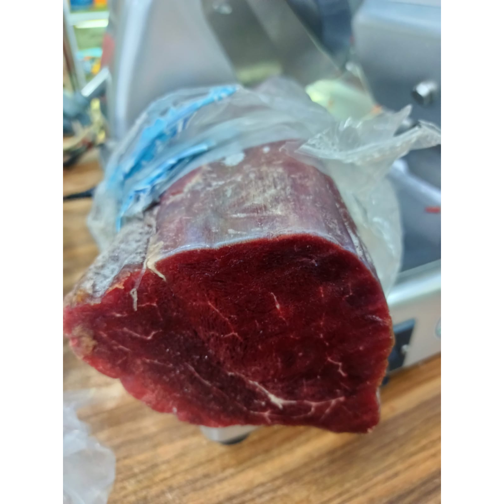 

beef AUS tenderloin midfield 200gr