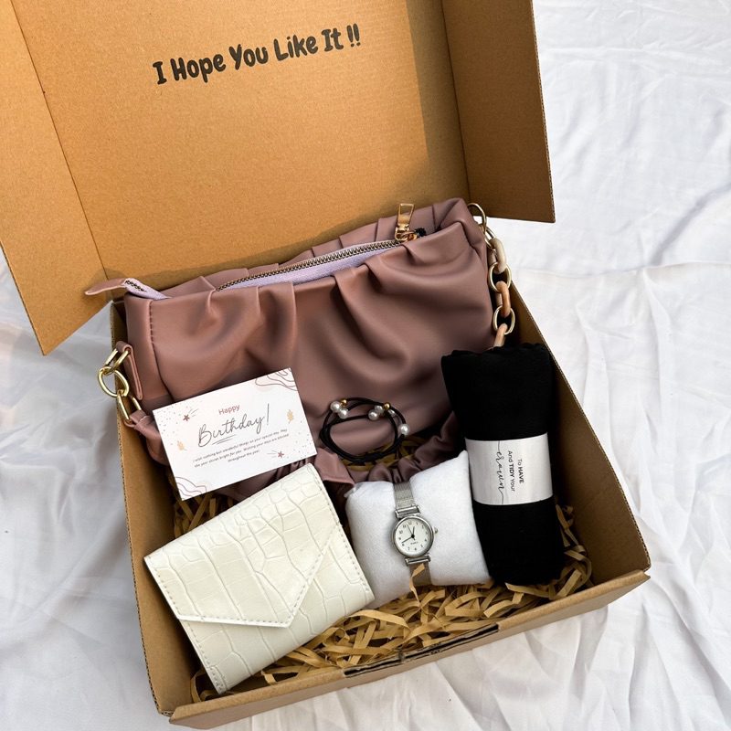 

Promo 7.7 [B4407]HAMPERS GIFT BOX CYILLA BAG/KADO PACAR/KADO AYANG/KADO ANNIVERSARY/KADO WISUDA/KADO