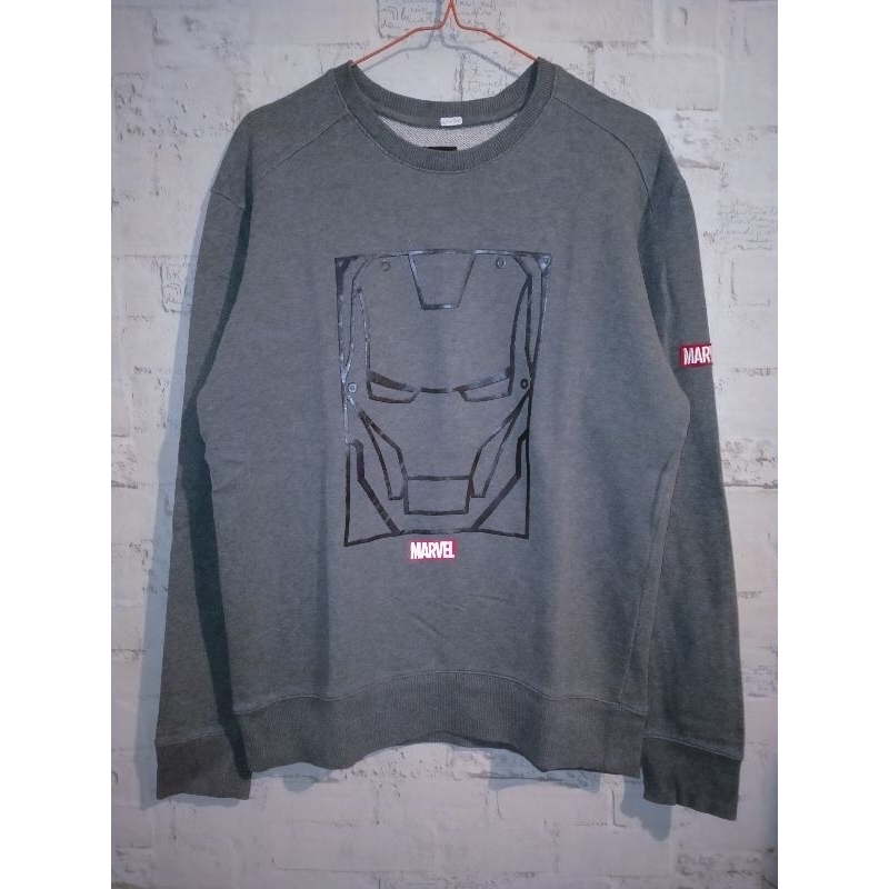 crewneck Design united x Marvel