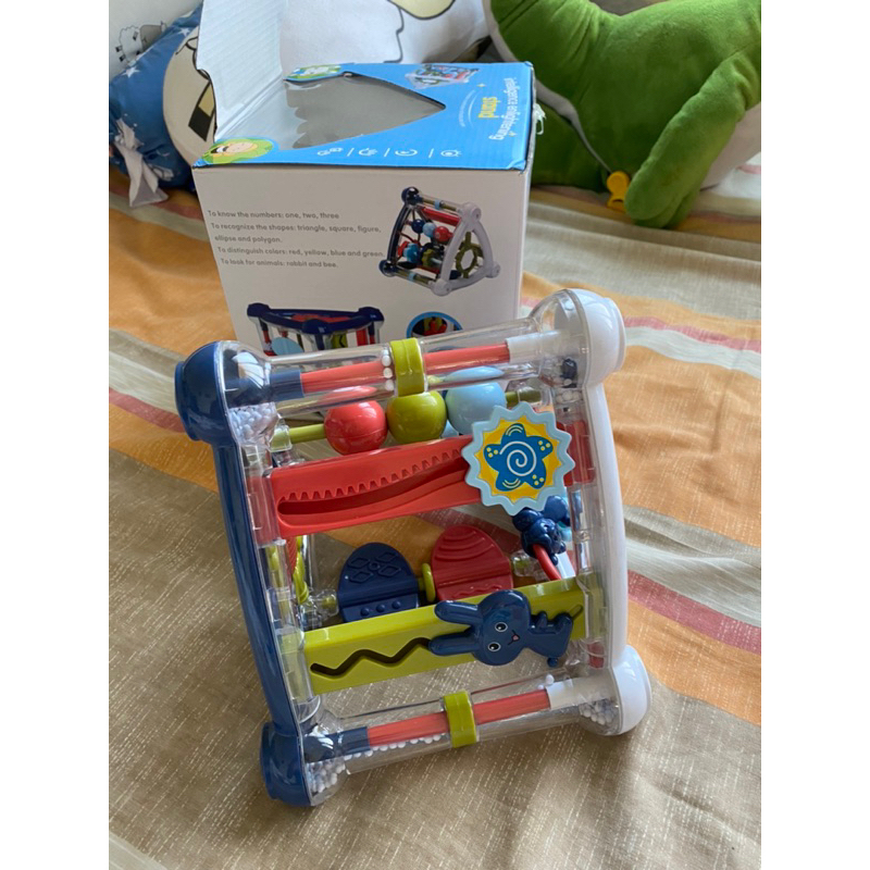 Activity interactive learning triangle mainan bayi preloved