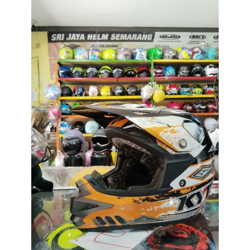 HELM KYT CROSS OVER BEYOND BLACK ORANGE