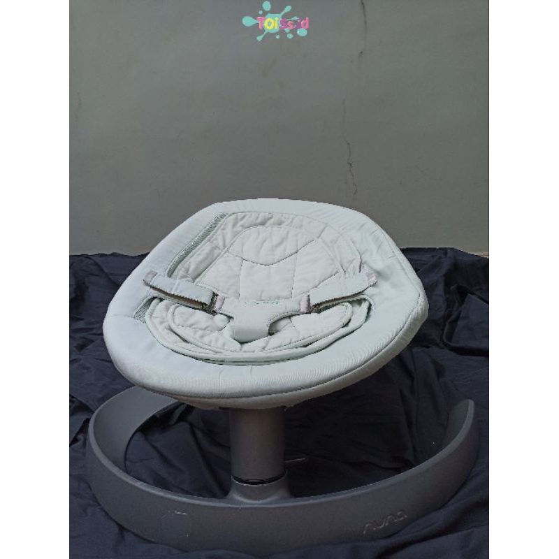 Preloved Nuna Leaf Curv - Robin