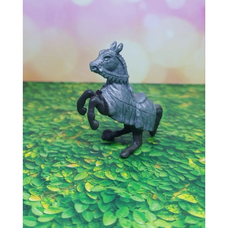 Figure Hewan Kuda knight kerajaan ori Safari ltd