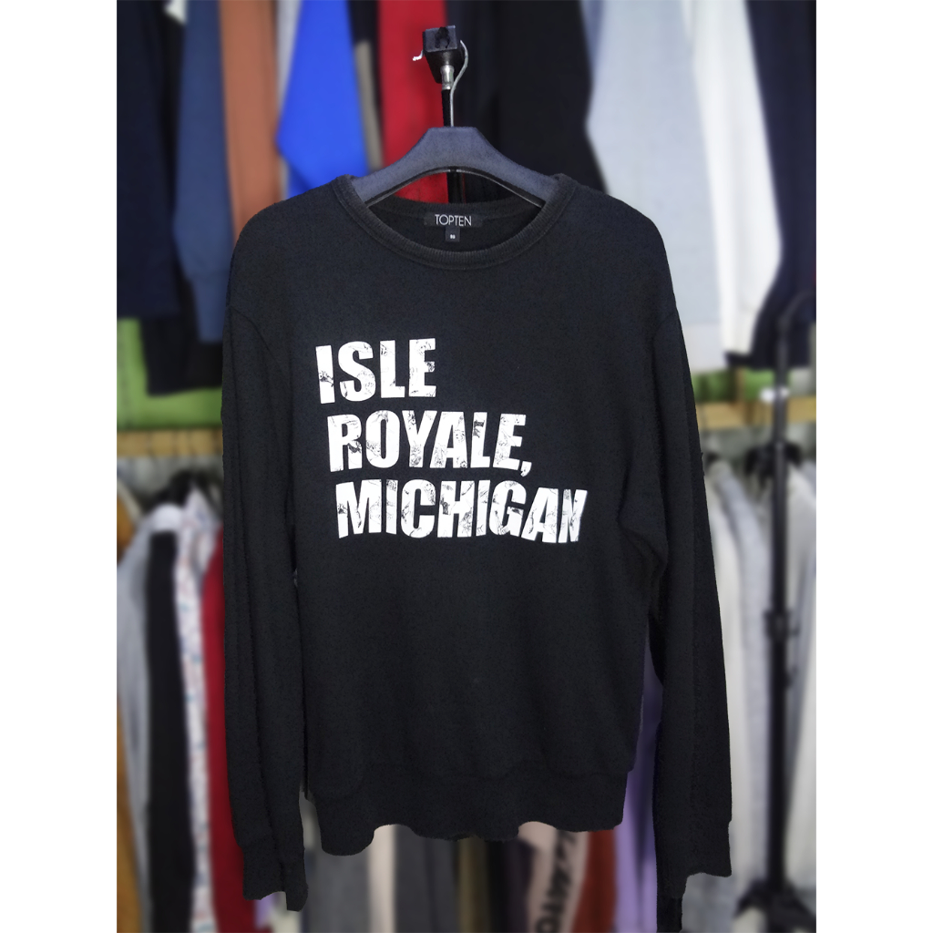 CREWNECK SWEATER TOPTEN ISLE ROYALE MICHIGAN HITAM UKURAN L SECOND HAND