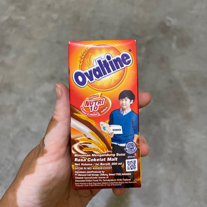 Ovaltine UHT 200ml Susu Uht Ovaltine 200ml Susu cair Ovaltine 200ml