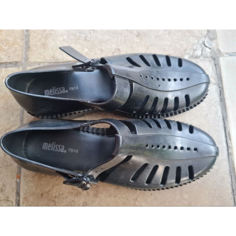Preloved Melissa Original 38