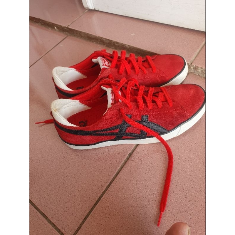 Sepatu Onitsuka Tiger Fabre BL (warna merah)