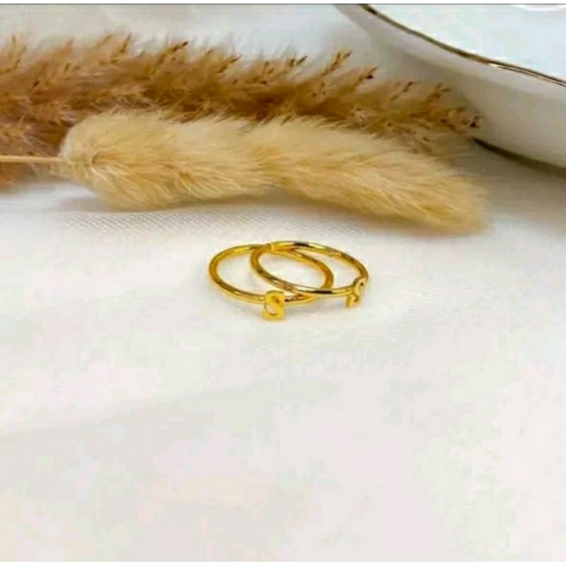cincin emas model huruf S