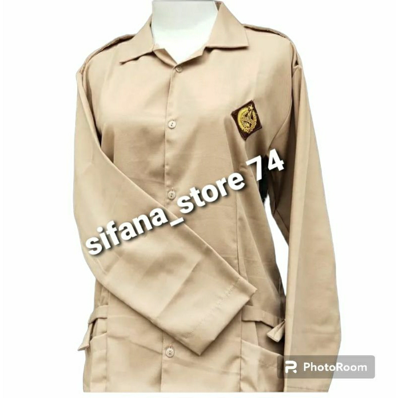 BAJU  PRAMUKA SISWA GURU DAN PEMBINA PEREMPUAN LENGAN PANJANG SAKU KANAN KIRI DEPAN FREERING BESI