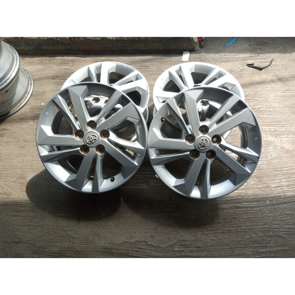 VELG BEKAS COPOTAN MOBIL VELOZ RING 15 PCD 5X100 U/ SIENTA VELOZ XENIA 2022 ALTIS
