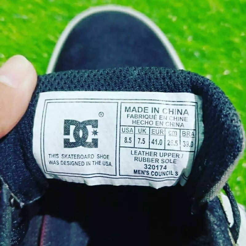 Pesanan Sepatu DCSHOE USA