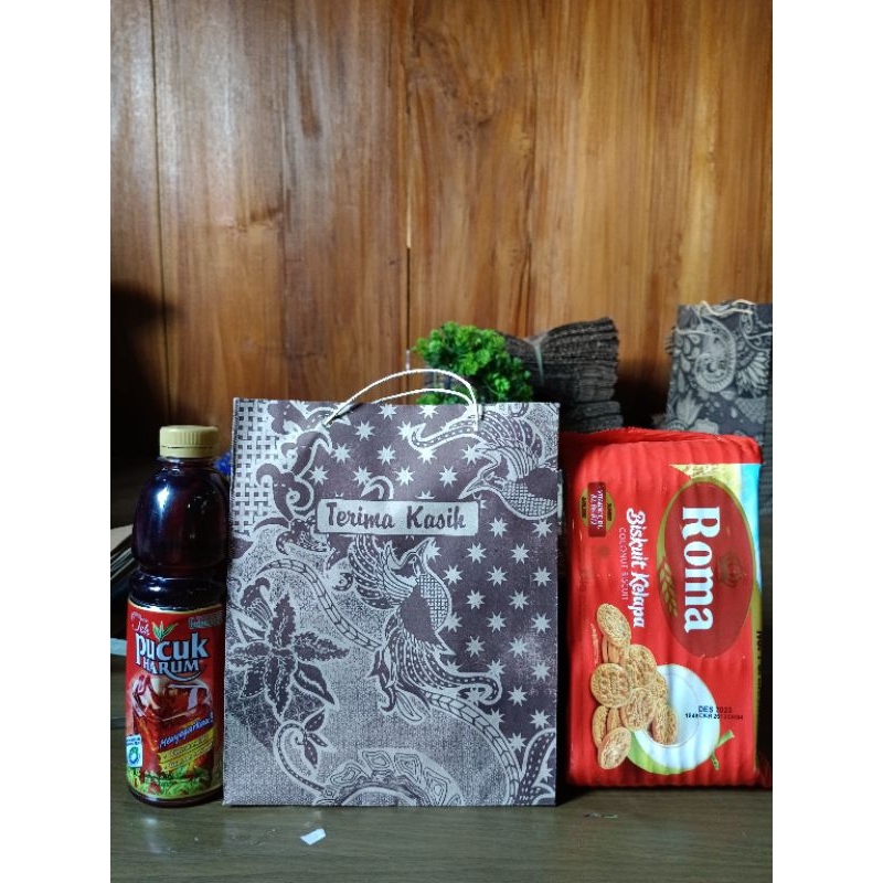 

PROMO 100 PCS PAPERBAG MOTIF BATIK/TAS SOUVENIR/TAS KERTAS