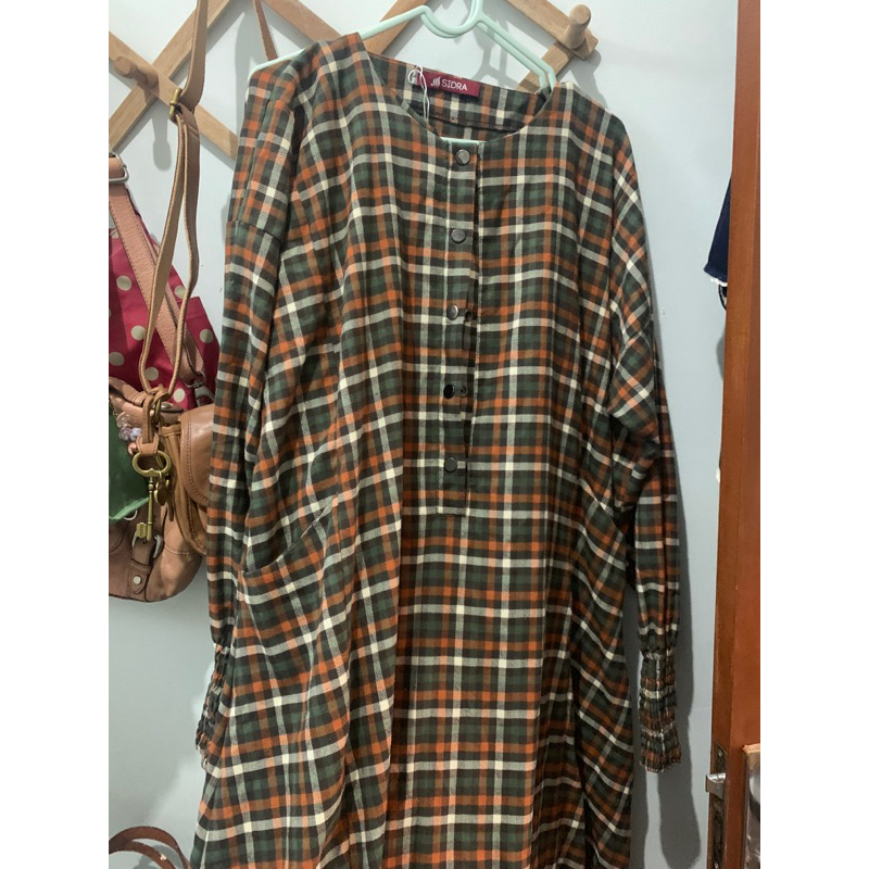 Sidra odd flanel preloved