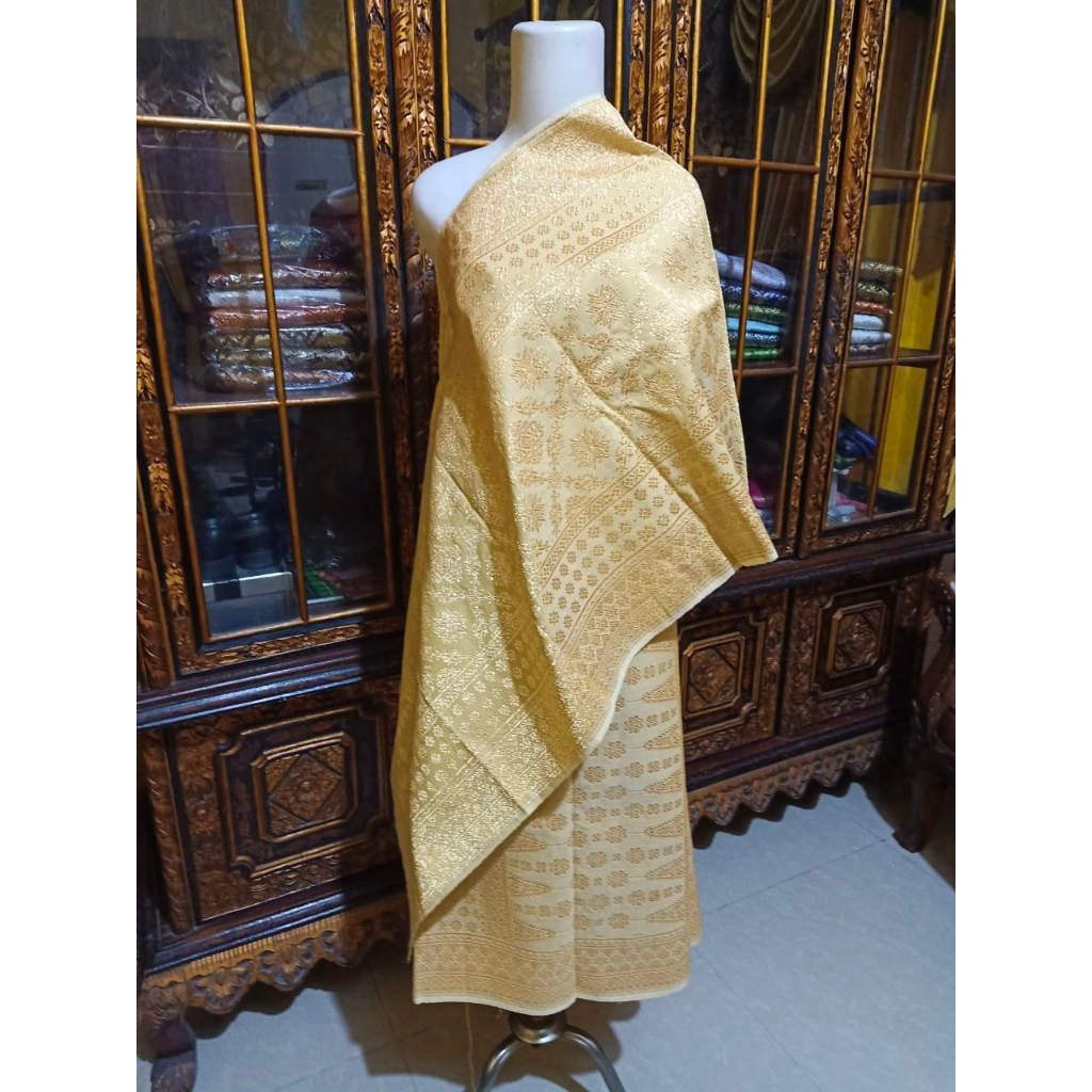 Sutra Gebeng Permata Berlian | Songket Palembang Asli Tenun Tangan | Warna Krem Kombinasi Kristal Pe