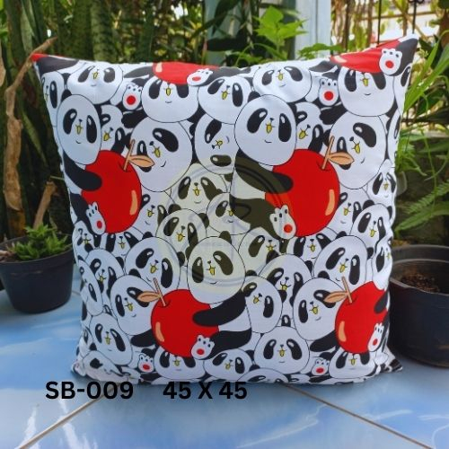 Sarung Bantal Sofa 45x45 Motif Lucu Panda Disperse Resleting Jepang