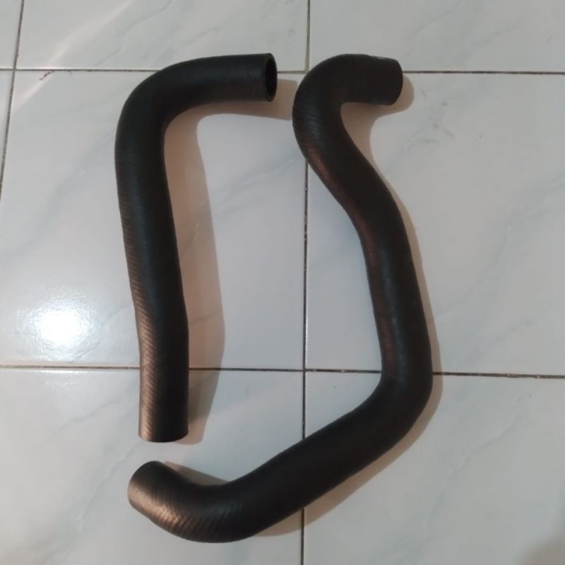 SELANG RADIATOR TOYOTA INNOVA BENSIN