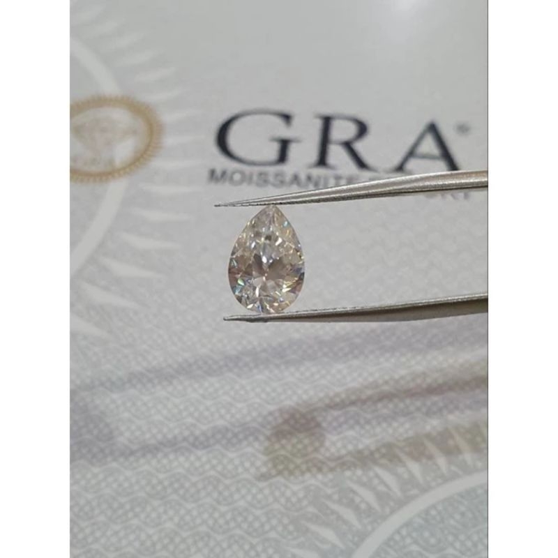 Permata Moissanite Pear Cut 5x8 mm 1 crt Diamond Moissanite