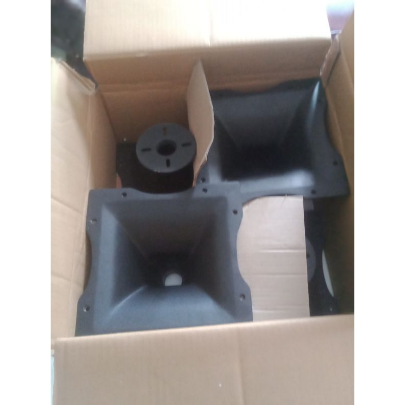 Horn corong Tweeter 22x22 Bahan Besi