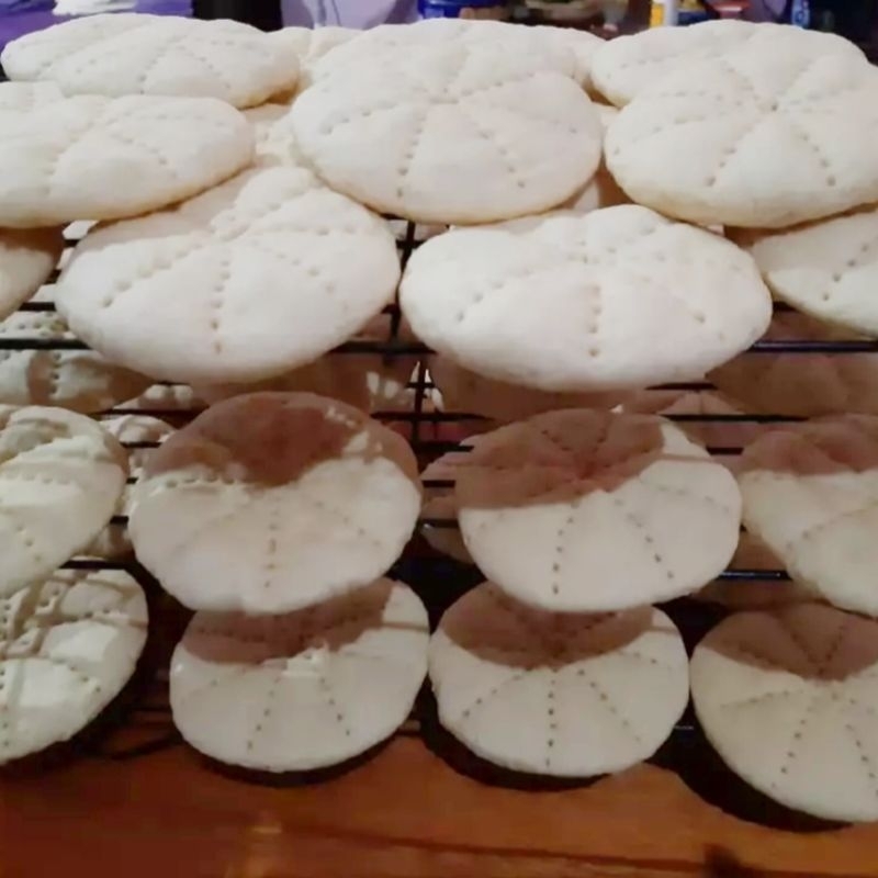 

Roti Pizza 10 cm Isi 10 Pizza Dough Frozen