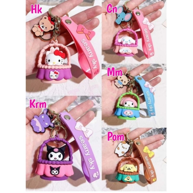 CL Gantungan kunci Kuromi Cinnamoroll My Melody Hello Kitty Twin Stars Pompompurin keranjang