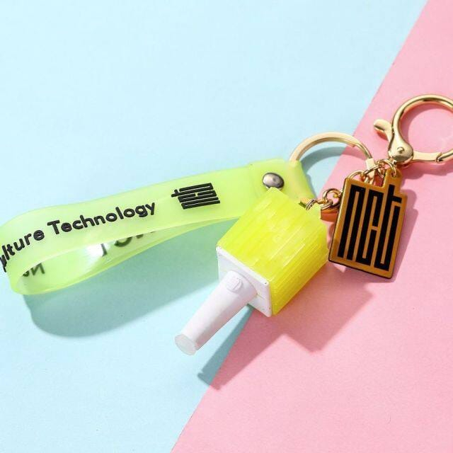 READY STOCK GANCI GANTUNGAN KUNCI KEYCHAIN LIGHTSTICK RUBBER KPOP NCT BLACKPINK TREASURE RED VELVET 