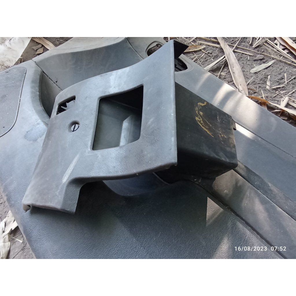 Laci mobil Peugeot 307 SW