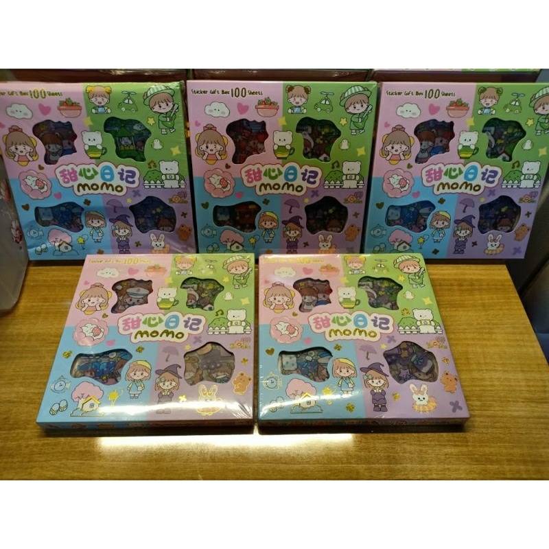 

Stiker momo rainbow (isi 100 lembar ) 4 warna stiker momo mix stiker lucu